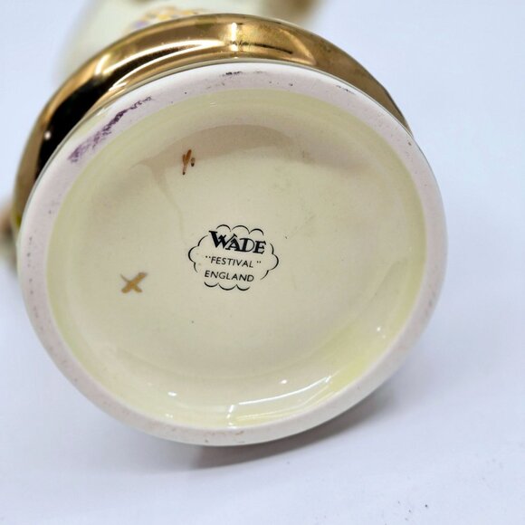 Vintage Wade England Festival Pitcher W/ Gold Trim & Dancing Couple Design - Picture 5 of 6